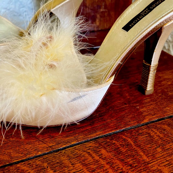 Louis Vuitton Yellow Silk Heels w/ Yellow Ostrich Feather & Velvet Bow - Picture 7 of 8